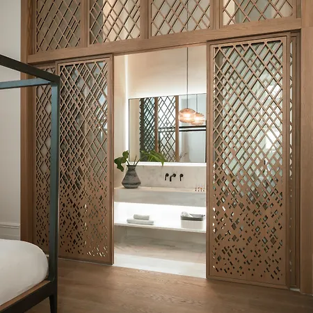 Castro Syros Szálloda 5*