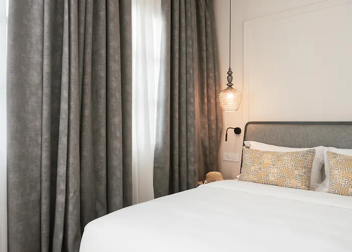 Hotel Castro Syros 5*