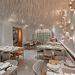 Castro Syros 5*