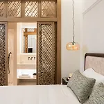 Castro Syros Hotel