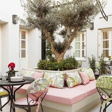 Castro Syros Otel 5*