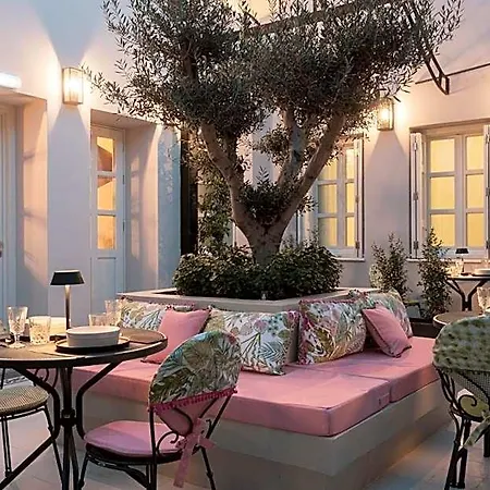 Hotel Castro Syros 5*