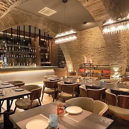 Hotel Castro Syros