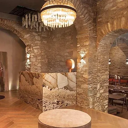 Castro Syros 5* ארמופוליס