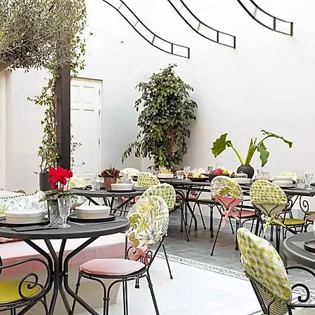 Castro Syros 5* ארמופוליס
