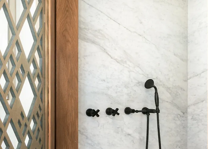 Отель Castro Syros 5*